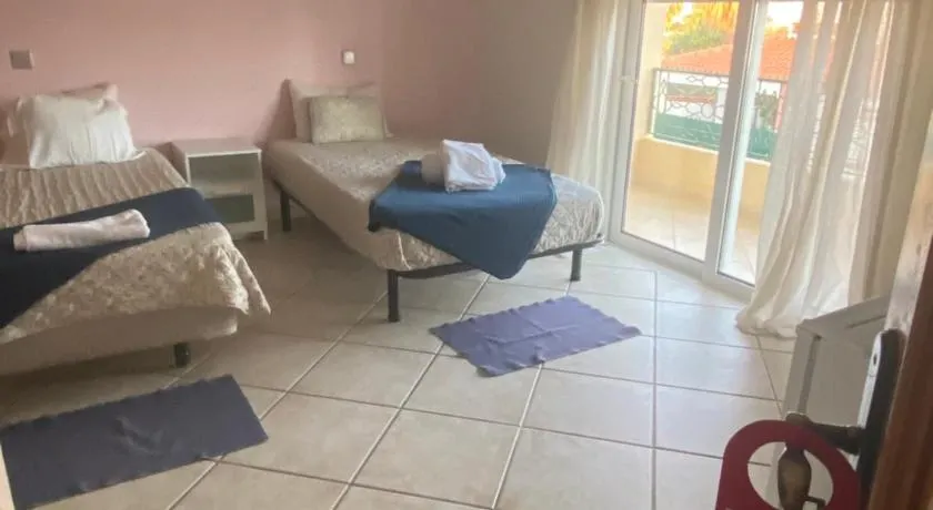 Lagos Marina Guest House - Image 1