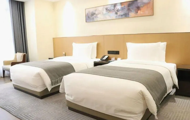 Linyi Construction Investment Cultural Tourism Hotel - Image 1