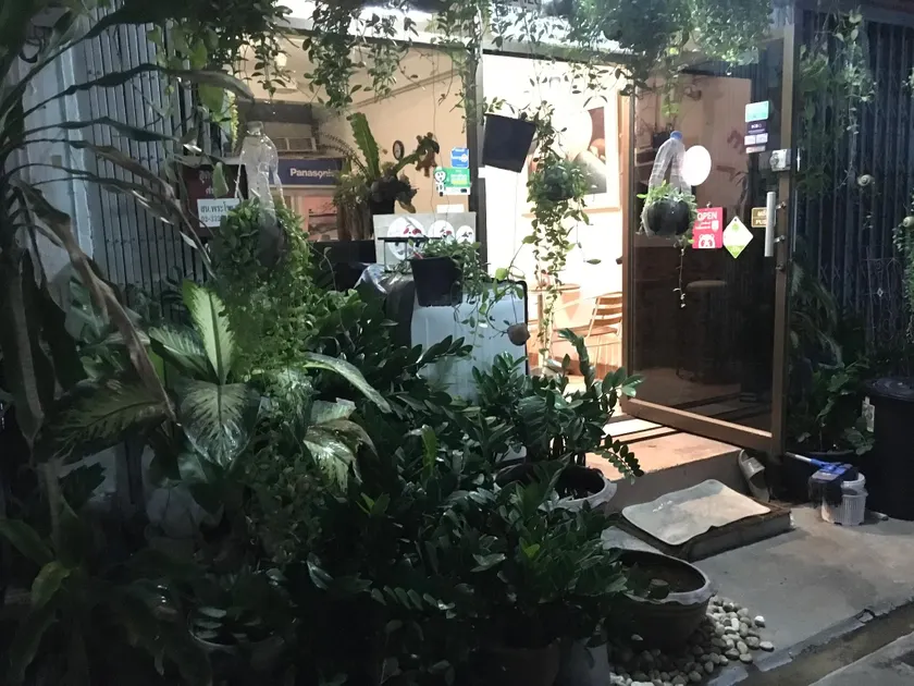 Hostel 24 - Image 1