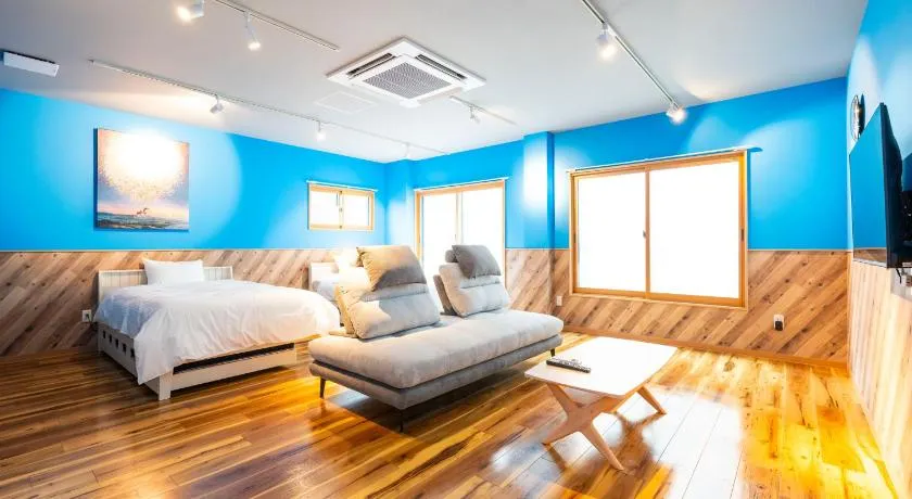 Hotel Beach-House - Image 1