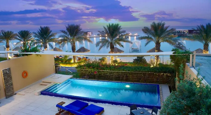 Jaw Resort & Spa - Image 1