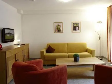 Chalet Zur Rose in Berwang bij de piste - Image 1