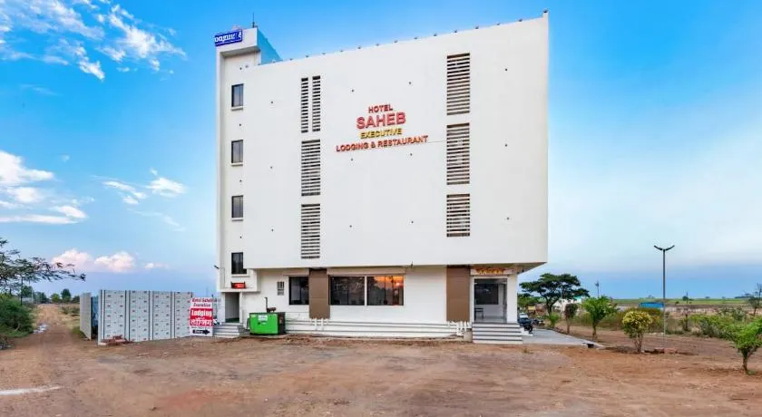 Hotel Saheb - Image 1
