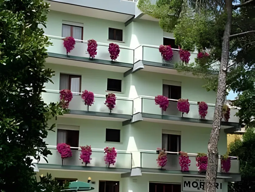 Hotel Moreri - Image 1