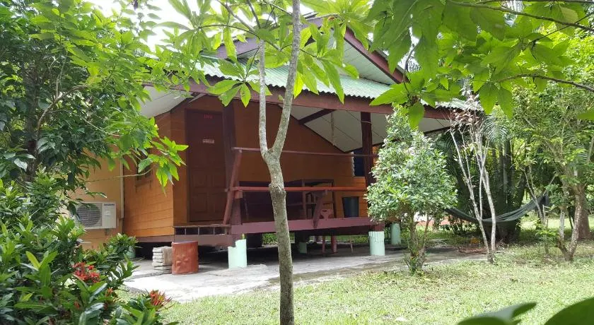 Happy Resort - Image 1