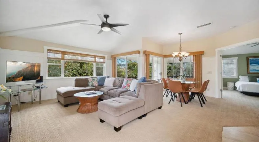 AC Villa in Princeville - Image 1