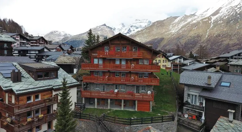 Chalet Valeria - Image 1