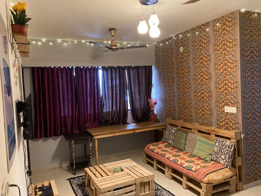 Cozy Comfortable 3 bhk apartment - Image 1