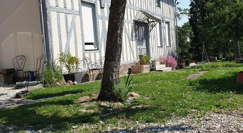 Sous les toits - Image 1