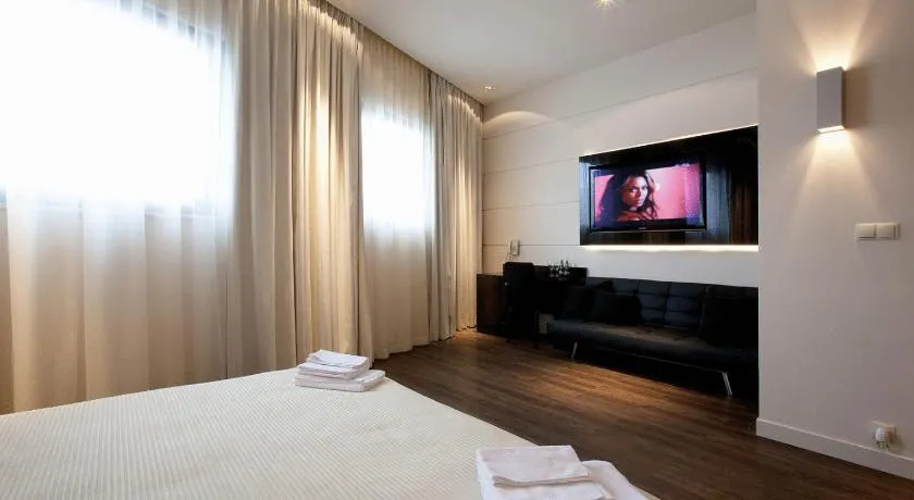 Villa & Spa - Image 1