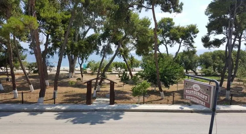 Ενοικιαζόμενα Δωμάτια Πιτσαδιώτη - Image 1