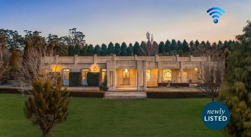 Chateau Bowral - Luxury Southern Highlands Estate - Image 1