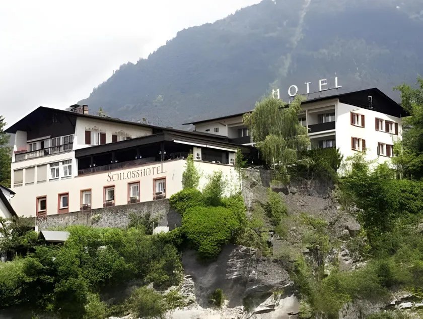 Schlosshotel Dörflinger - Image 1