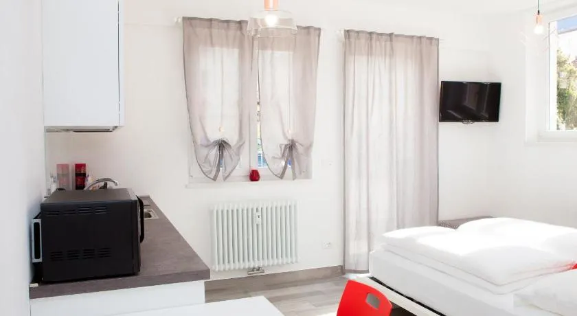 Loft 82 Apartments - Image 1