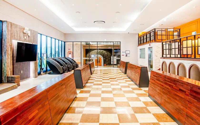 Yeongju Hotel - Image 1