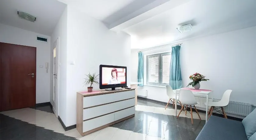 PORT-ŁÓDŹ Apartment by PinPoint - Image 1