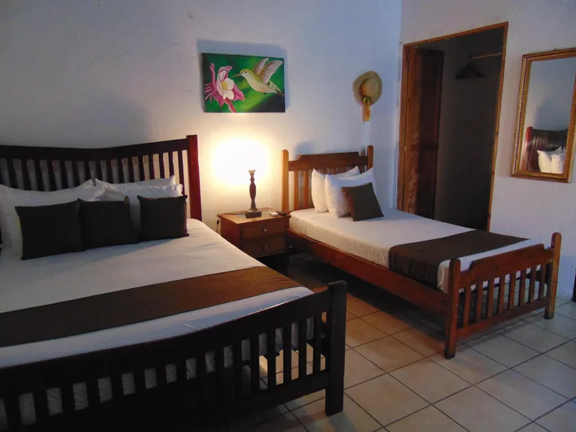 Hotel El Maltese - Lakefront - Image 1