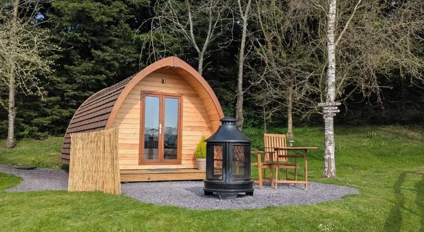 Glamping at Honnington Farm - Image 1