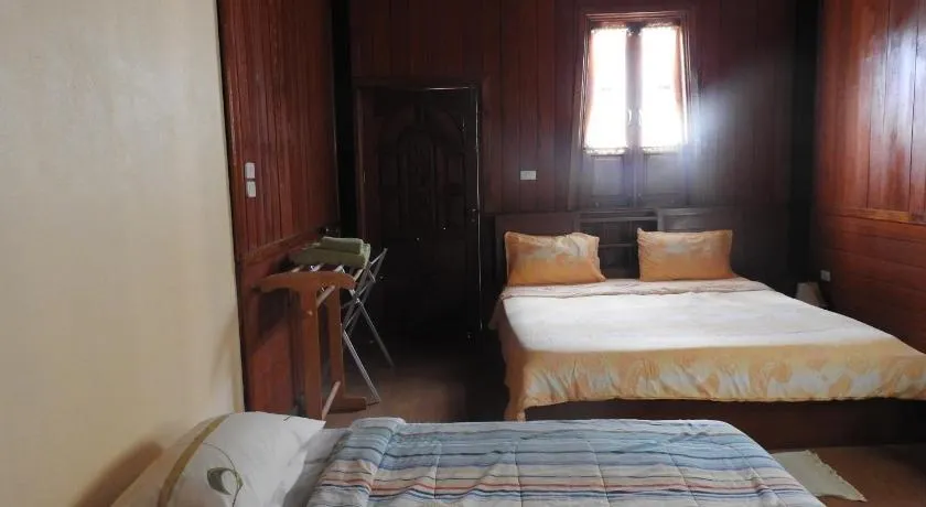 House Kamala Beach - Image 1