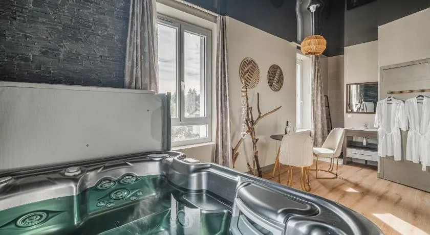 Cocoon du Lac Charavines jacuzzi-wifi-parking - Image 1