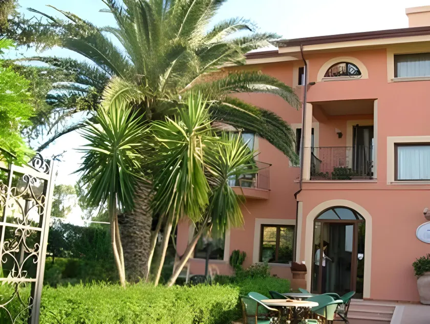 Villa Aurora - Image 1