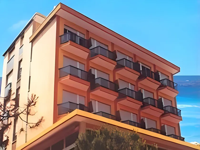 Hotel La Perla Rimini - Image 1