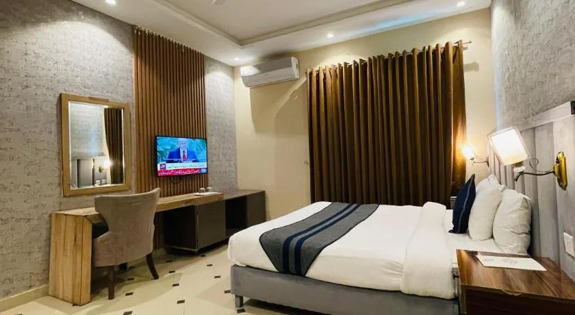 Shelton's Rezidor Islamabad - Image 1