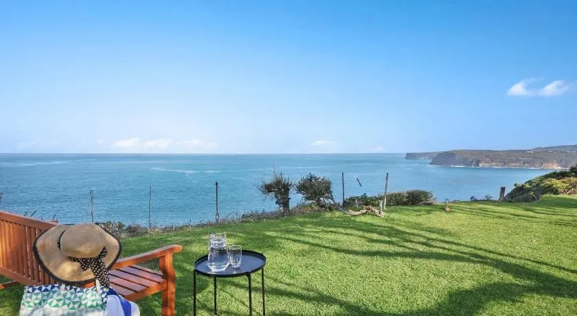 Clifftop Vista at Copacabana - Image 1