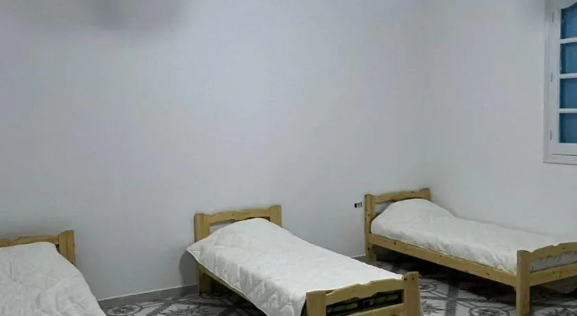 MAHDIA REJICHE maison avec piscinne privee à 350 m de la plage de Rejiche TUNISIE - Image 1