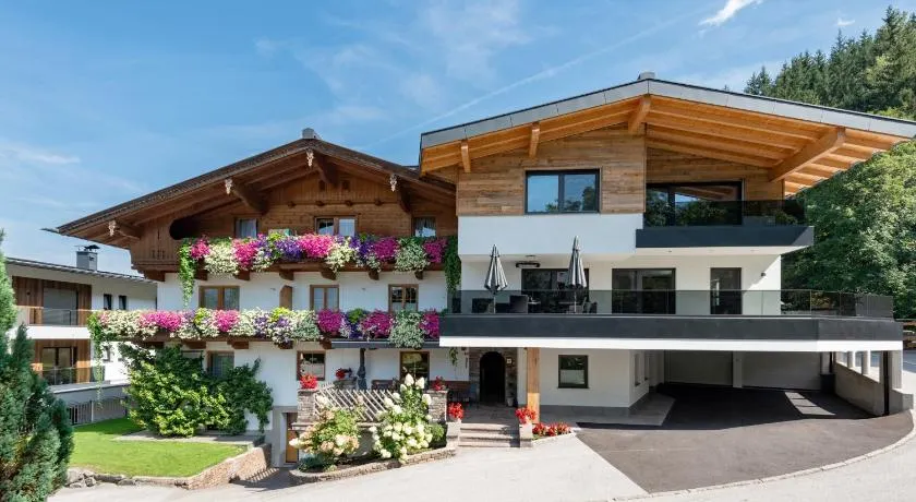 Haus Taxacher - Image 1