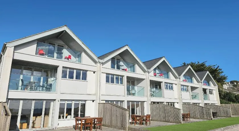 Falmouth Self Catering Lodges - Image 1