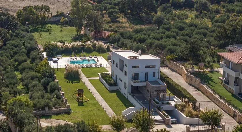 Villa Sfedami - Image 1