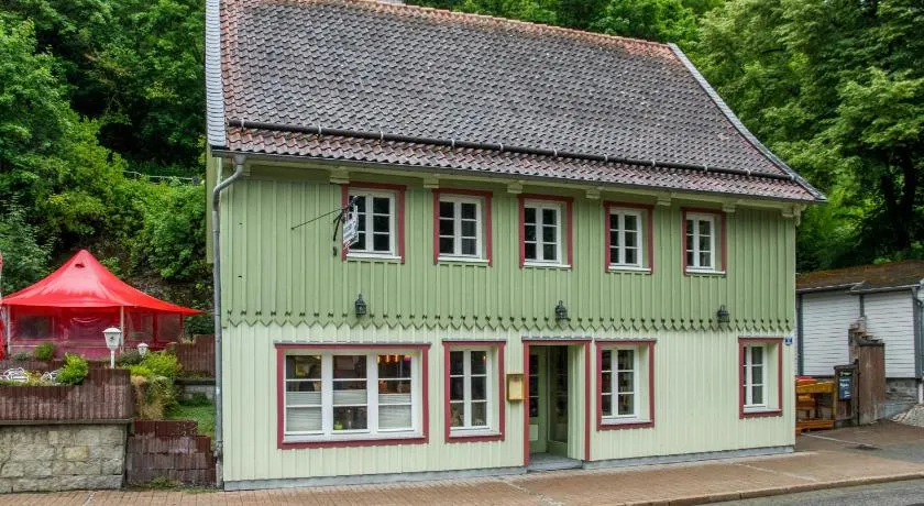 Altes Höhlenführerhaus - Image 1
