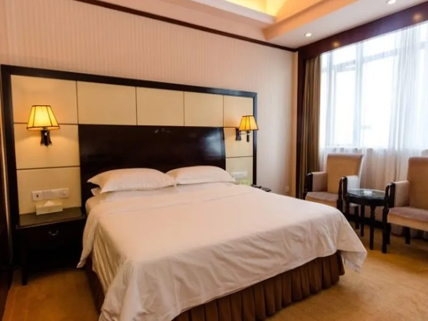 Vienna International Hotel Shenzhen North Station Branch - Image 1
