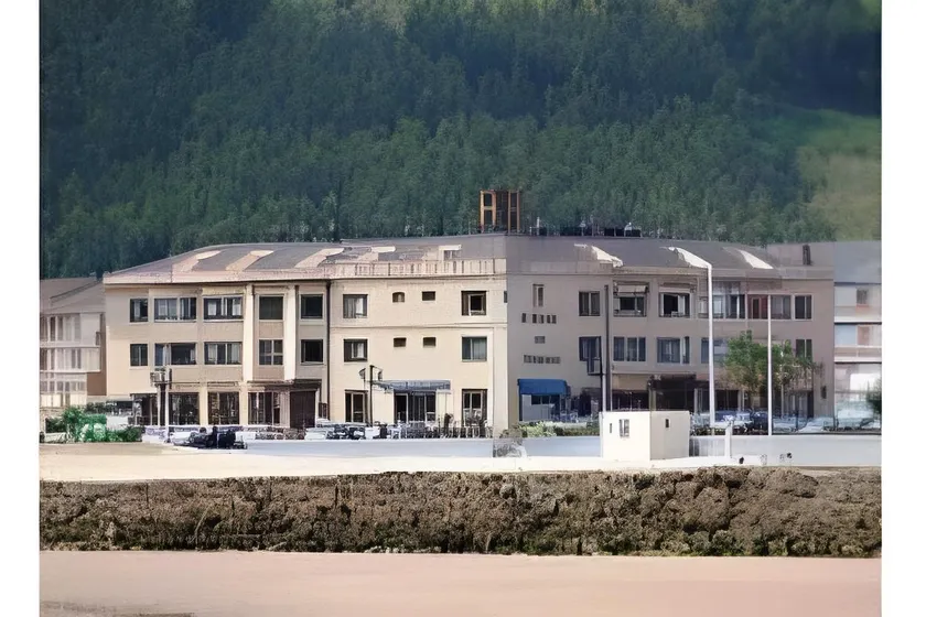 Hotel El Muelle de Suances - Image 1