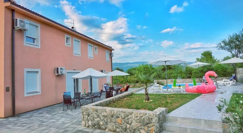 Apartments Kuk - Image 1