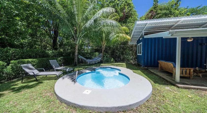 Cute, modern Tiny home with pool for 2 people in Playa Potrero - Image 1