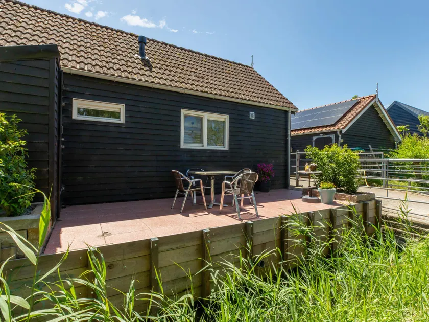 Holiday Home in Zeeland with Romantic Terrace - Image 1