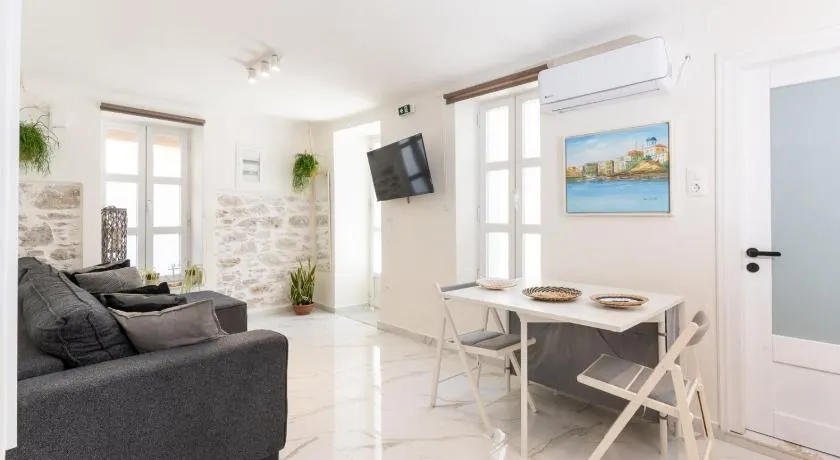 Syros DouBleTS Apartments - Image 1