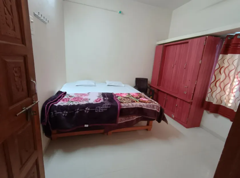 Sharmaji Hotel And Homesaty - Image 1