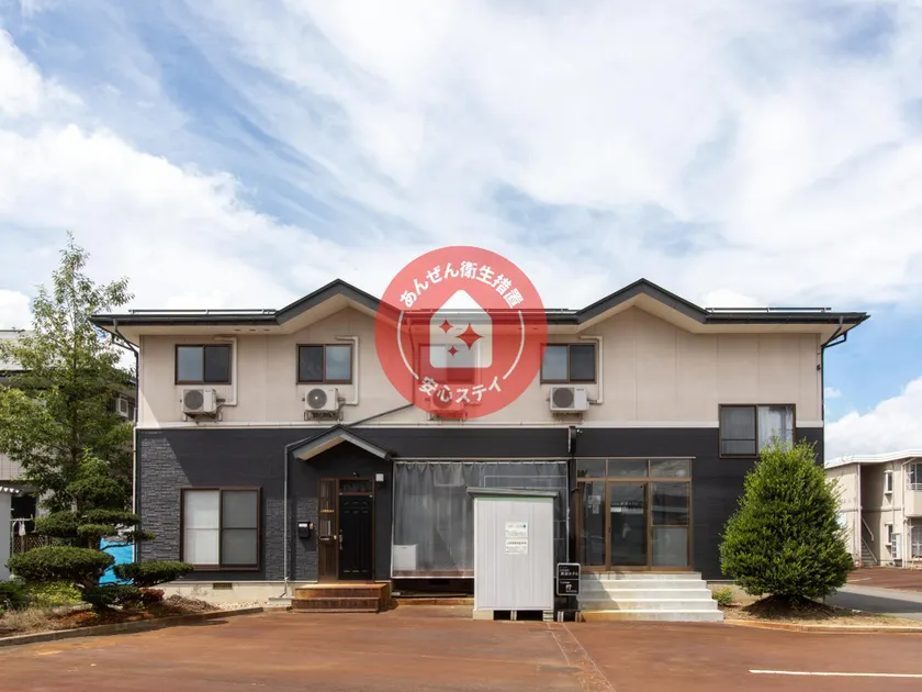 OYO Business Takahata Ekimae Hotel - Image 1
