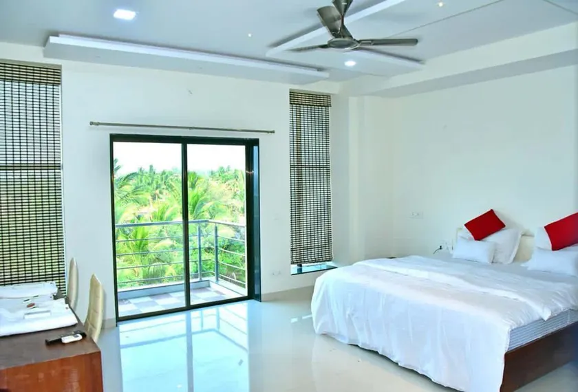 Vedaa Holidays Resort - Image 1
