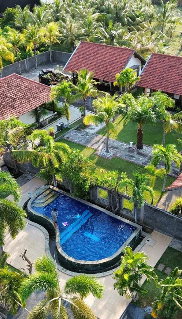Prabhu Suites Hotel - Image 1