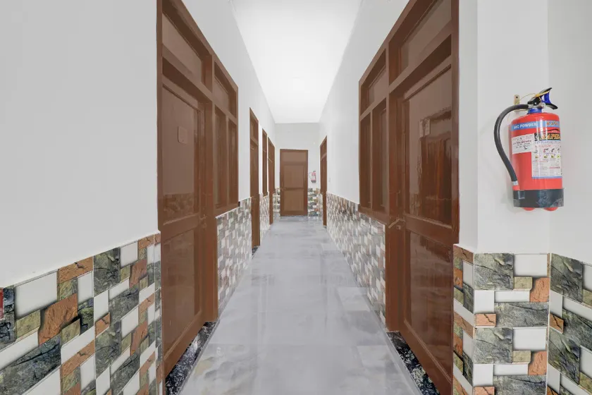Hotel O by OYO Welcome Guest House - Image 1