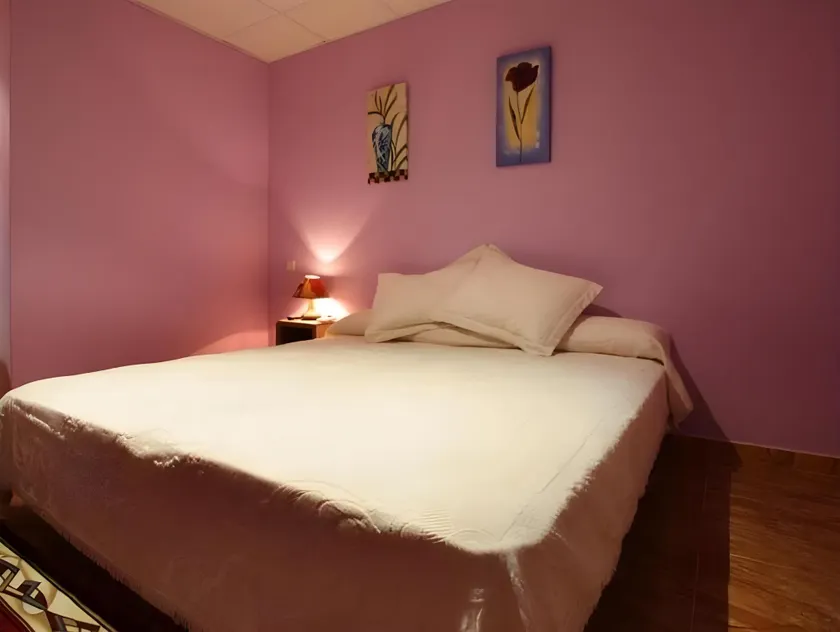 Hostal Expo - Image 1