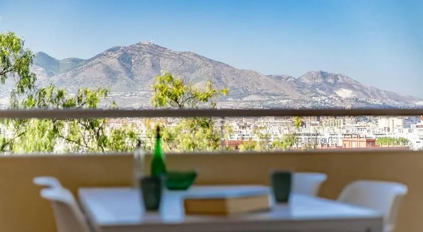 27 Cozy Apartment Spacious Terrace in Fuengirola - Image 1