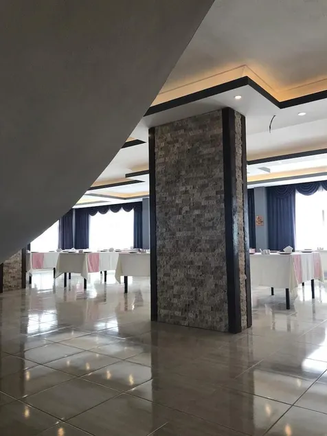 Greenlife Hotel - Image 1