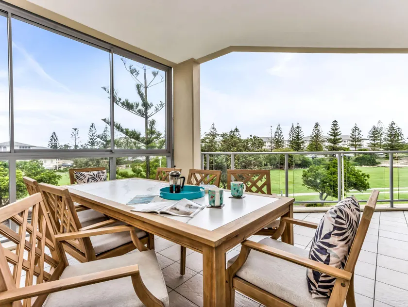 Tropical Park View 3BR Bali Resort in Kingscliff - Image 1