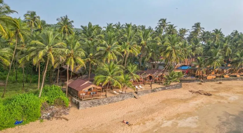 Sea Front Cottage Little Khola - Image 1