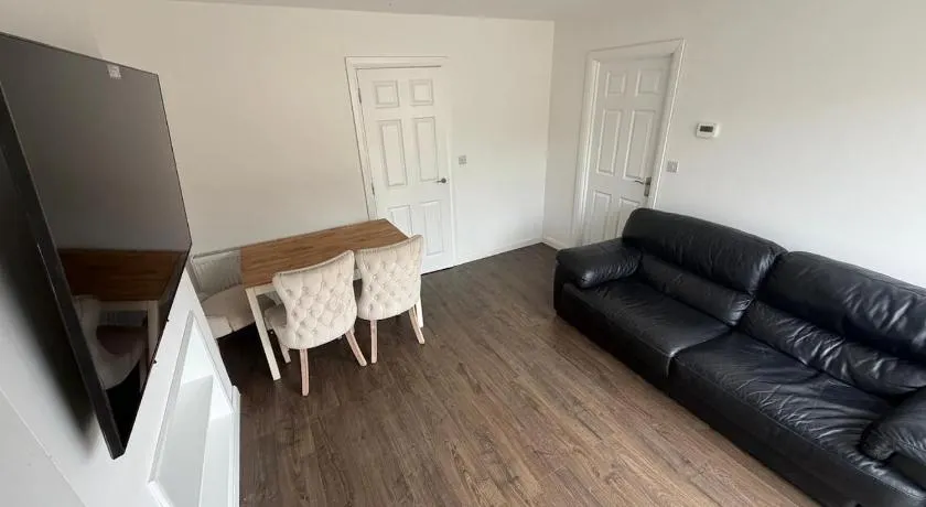 Newly Renovated Property in Dunstable - Image 1